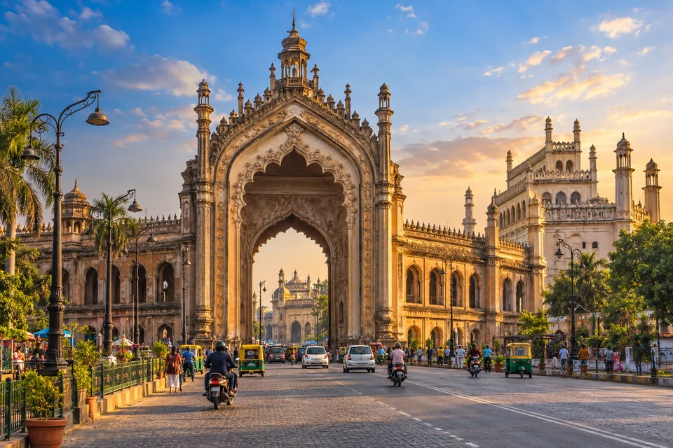 Illustration: Illustrative city view of Rumi Darwaza gateway and Lucknow heritage streetscape